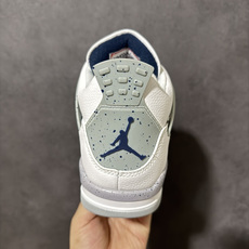 纯原特价Air Jordan 4 Retro " 大厂出品 原楦原纸板 客供原厂材料开发 极致一眼正品既视感 细节如图所 纯原特价Air Jordan 4 Retro " 大厂出品 原楦原纸板 客供原厂材料开发 极致一眼正品既视感 细节如图所