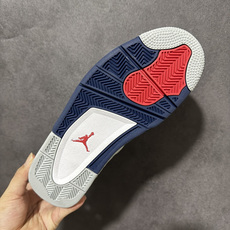 纯原特价Air Jordan 4 Retro " 大厂出品 原楦原纸板 客供原厂材料开发 极致一眼正品既视感 细节如图所 纯原特价Air Jordan 4 Retro " 大厂出品 原楦原纸板 客供原厂材料开发 极致一眼正品既视感 细节如图所
