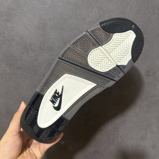 纯原特价Air Jordan 4 Retro " 大厂出品 原楦原纸板 客供原厂材料开发 极致一眼正品既视感 细节如图所 纯原特价Air Jordan 4 Retro " 大厂出品 原楦原纸板 客供原厂材料开发 极致一眼正品既视感 细节如图所