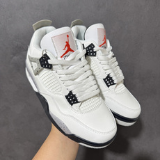 纯原特价Air Jordan 4 Retro " 大厂出品 原楦原纸板 客供原厂材料开发 极致一眼正品既视感 细节如图所 纯原特价Air Jordan 4 Retro " 大厂出品 原楦原纸板 客供原厂材料开发 极致一眼正品既视感 细节如图所