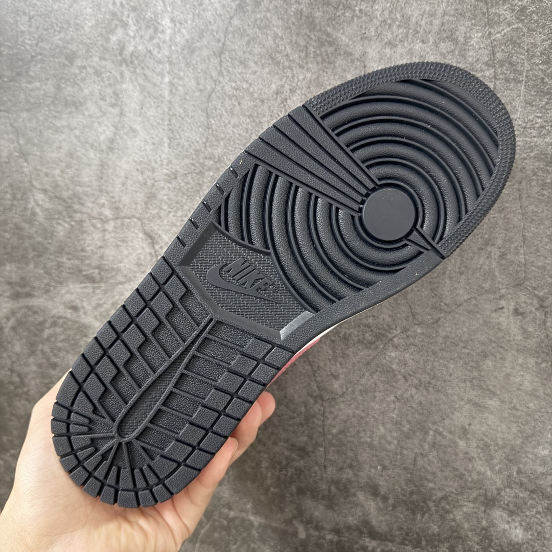 Air Jordan Low AJ1 乔1低帮红白蓝 文化休闲运动板鞋 DC0774-608 市面中低帮最具代表性版本没