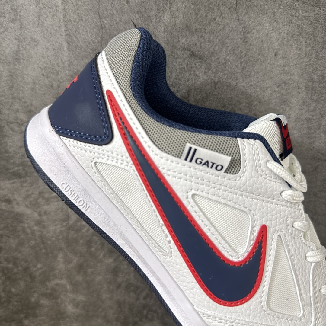 NIKE GATO 低帮生活休闲鞋 透气网布眼融入皮革，织和物合成材质覆面，营造21世初纪的畅跑美学概念。泡棉中底盈轻缓