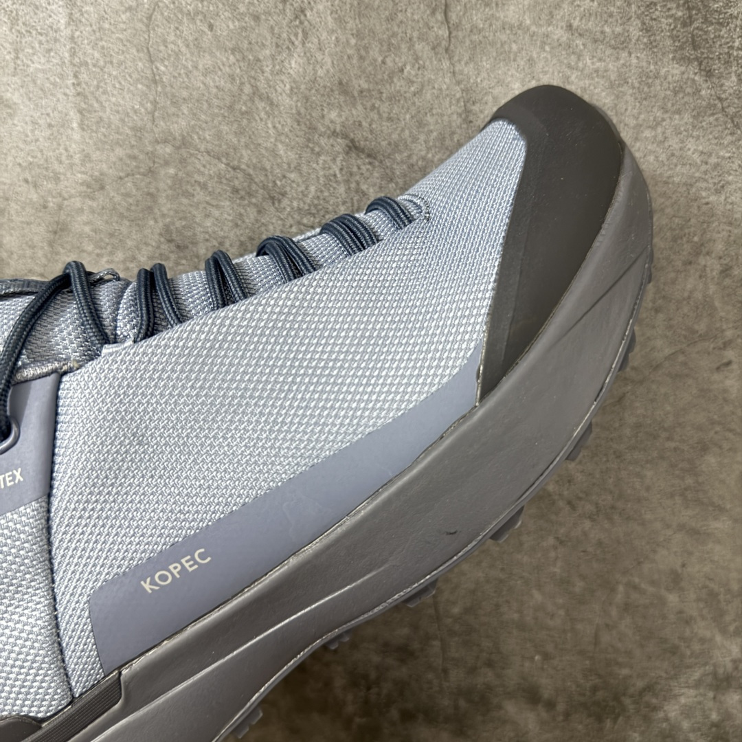 Arcteryx始祖鸟 NORVAN KOPEC GTX 覆盖防水 低帮户外登山徒步鞋,特有的独立衬垫 穿着更合脚 带有 Arcteryx始祖鸟 NORVAN KOPEC GTX 覆盖防水 低帮户外登山徒步鞋,特有的独立衬垫 穿着更合脚 带有