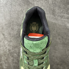New Balance x KITH NB 2011 Ronnie Fieg拼接舒适跑步鞋 男女同款 这款New Bal New Balance x KITH NB 2011 Ronnie Fieg拼接舒适跑步鞋 男女同款 这款New Bal