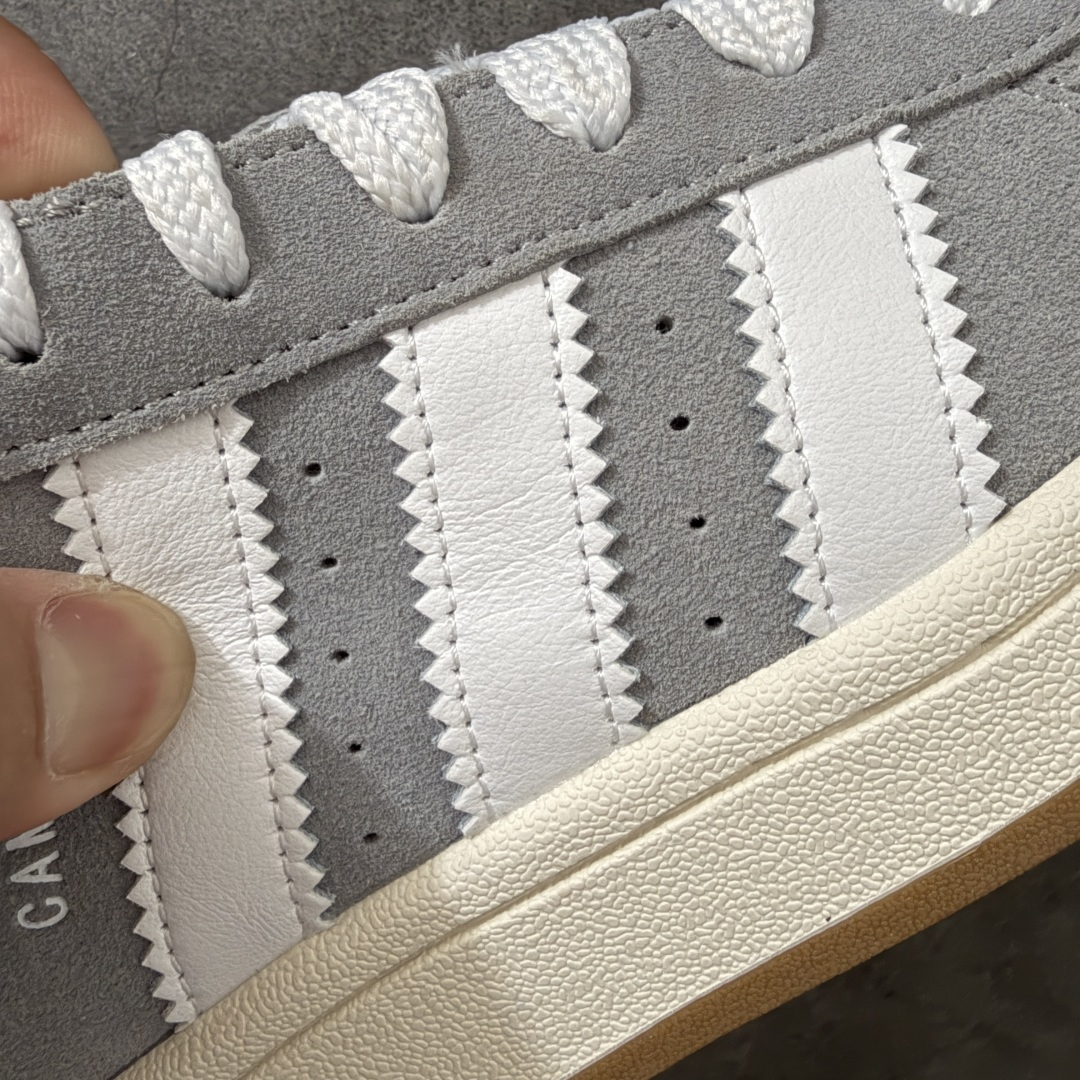 阿迪达斯三叶草adidas originals Campus 00s 灰白生胶 货号：HQ8707 尺码：35.5-45