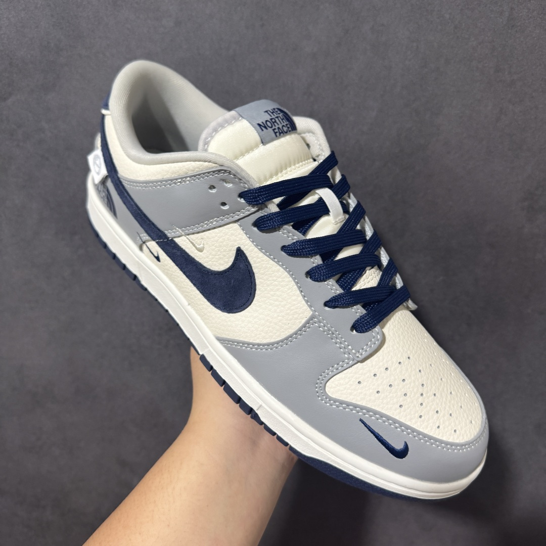 Nike Dunk Low Retro 耐克 蓝绿粉 复古休闲板鞋 男女同款 经典Dunk鞋型，配色清新耐看，版型利落，