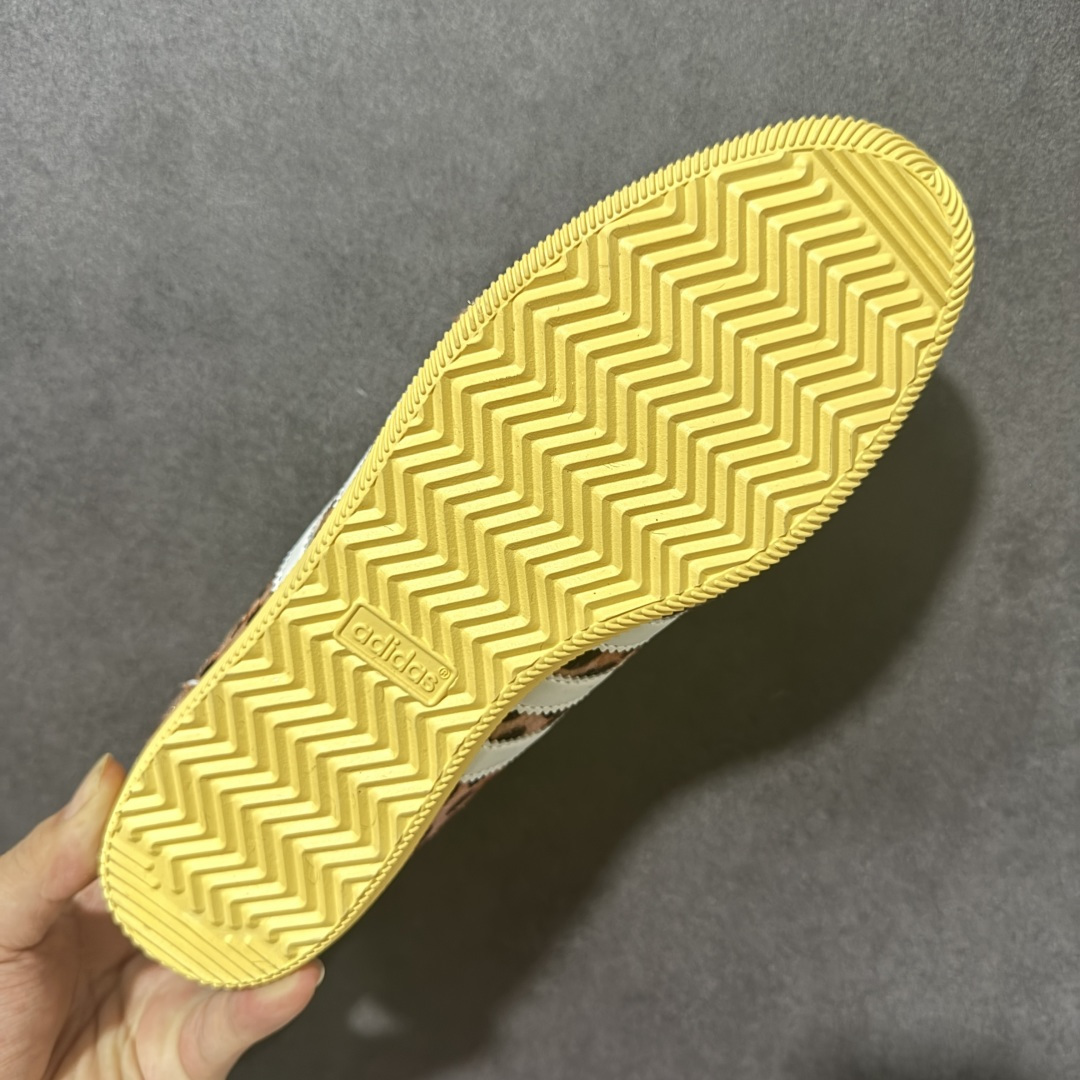 Adidas Jap-an M 阿迪达斯 米白 复古休闲板鞋 男女同款 简约修长鞋型，鞋面质感细腻，上脚清爽百搭，日常出