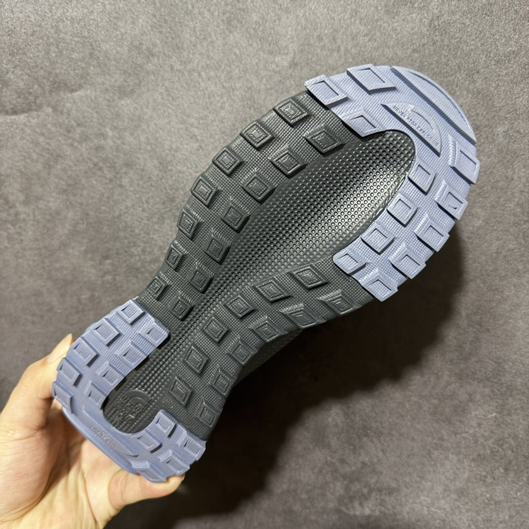 The North Face Never Stop Lace 炭灰暮色 户外休闲鞋 透气织物鞋面，结构稳固 中底具备良好