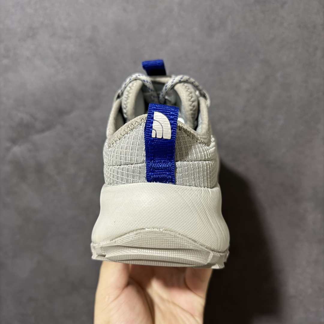 The North Face Never Stop Lace 灰白蓝色 户外休闲鞋 透气织物鞋面，结构稳固 中底具备良好