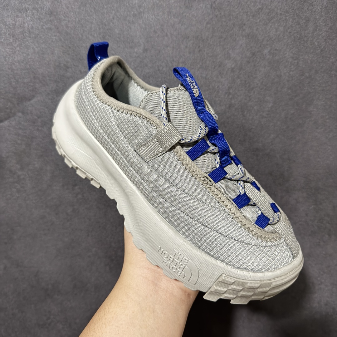 The North Face Never Stop Lace 灰白蓝色 户外休闲鞋 透气织物鞋面，结构稳固 中底具备良好