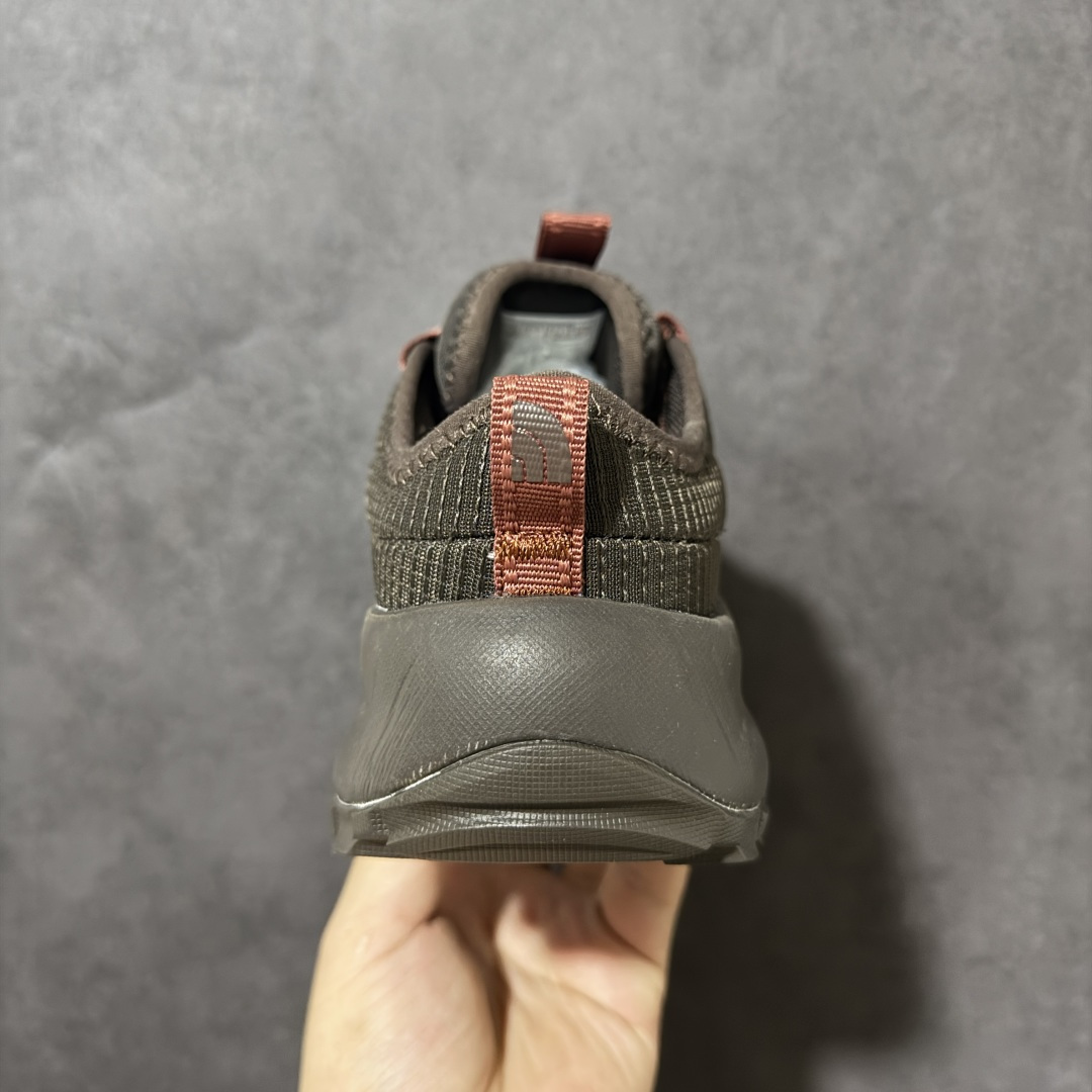 The North Face Never Stop Lace 深棕色 户外休闲鞋 透气织物鞋面，结构稳固 中底具备良好缓