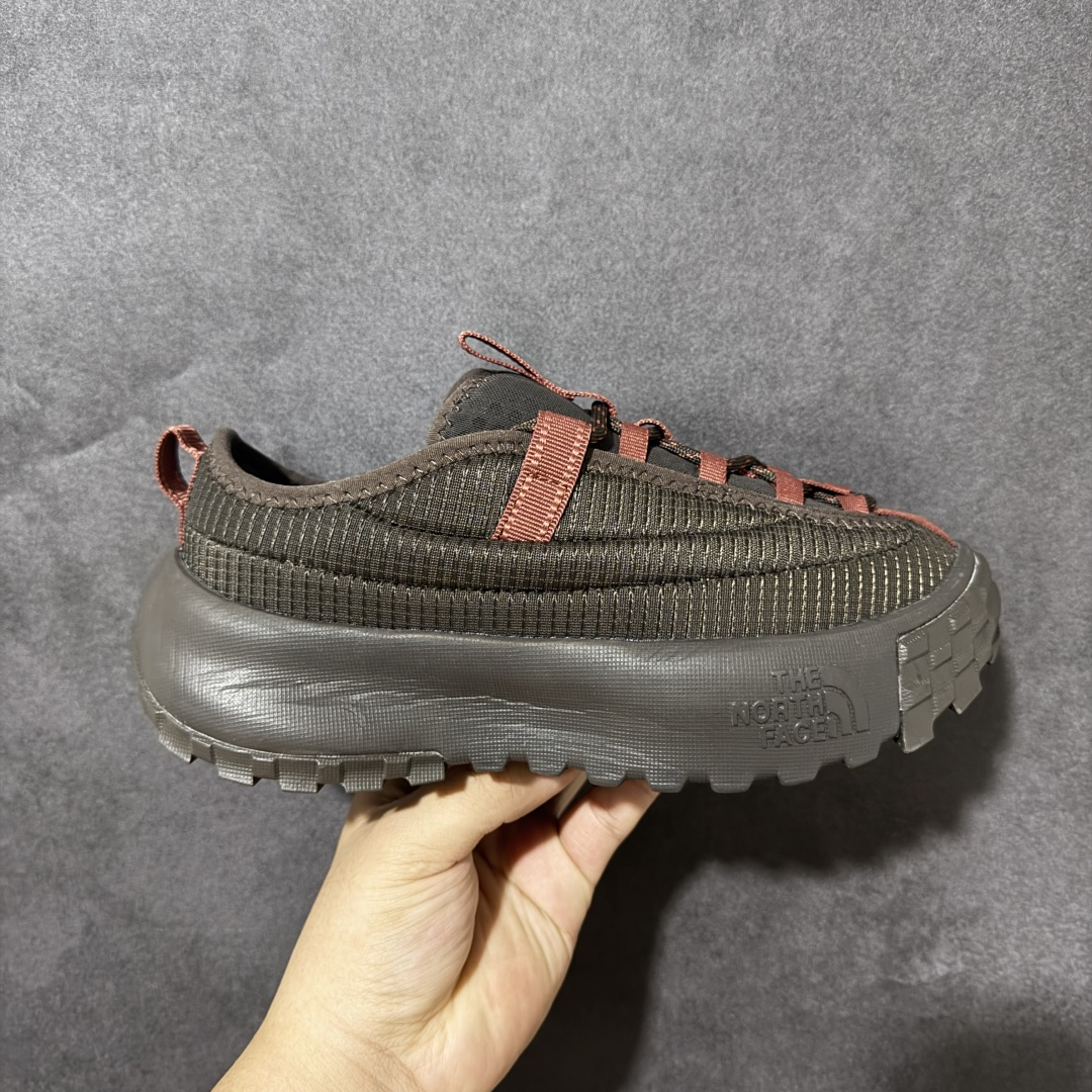 The North Face Never Stop Lace 深棕色 户外休闲鞋 透气织物鞋面，结构稳固 中底具备良好缓
