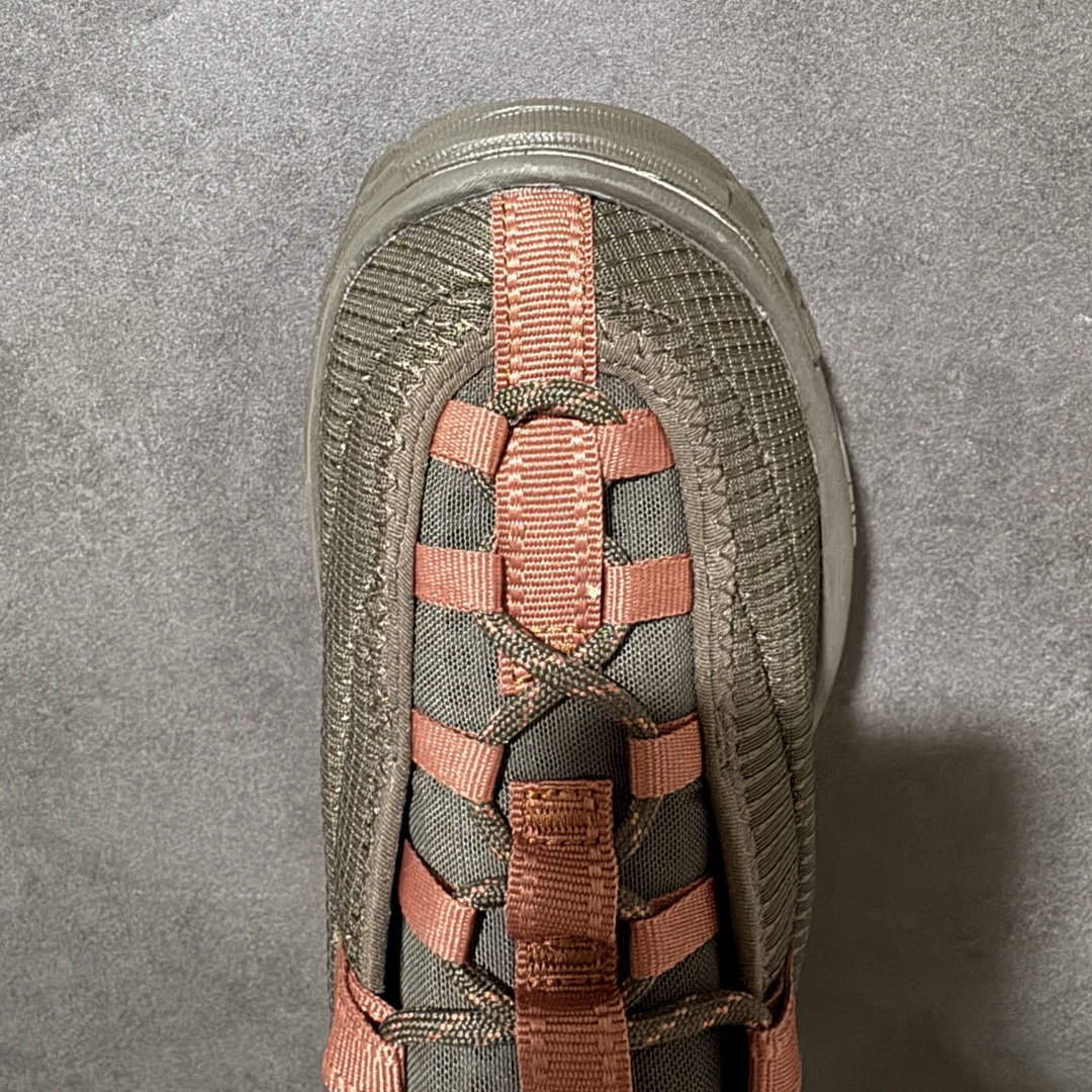 The North Face Never Stop Lace 深棕色 户外休闲鞋 透气织物鞋面，结构稳固 中底具备良好缓