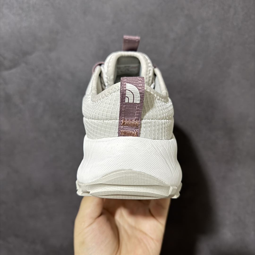 The North Face Never Stop Lace 灰白紫色 户外休闲鞋 透气织物鞋面，结构稳固 中底具备良好