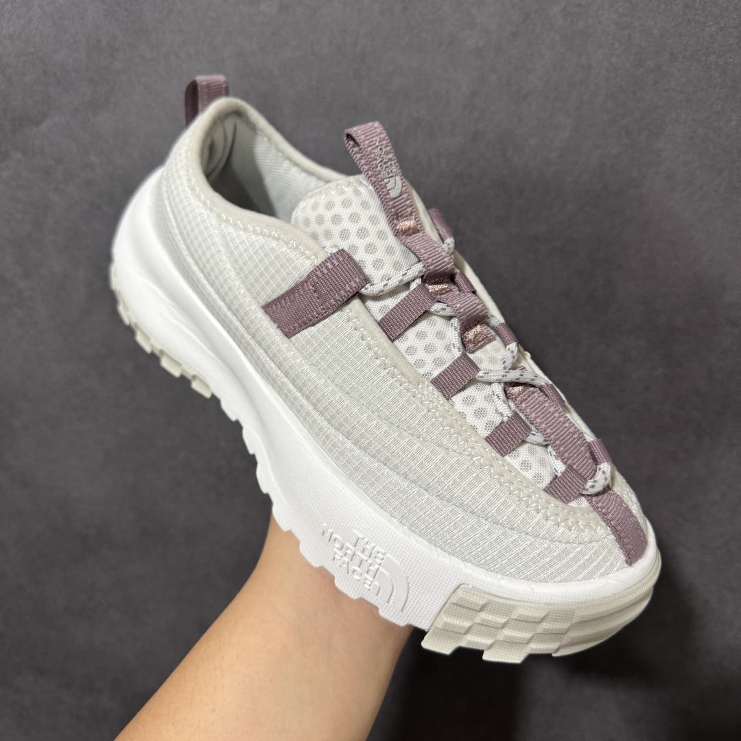 The North Face Never Stop Lace 灰白紫色 户外休闲鞋 透气织物鞋面，结构稳固 中底具备良好