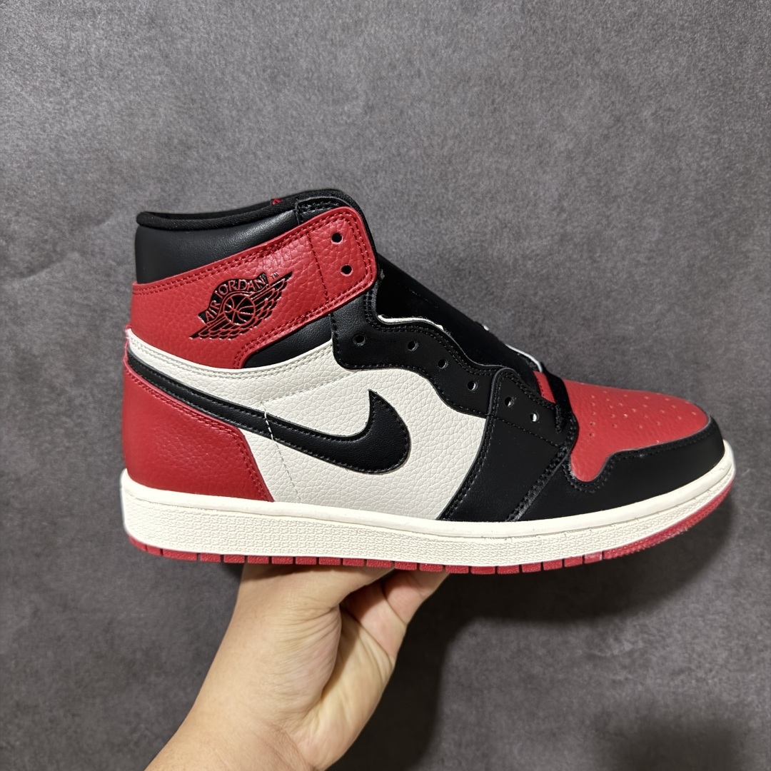 AJ1 经典高帮系列 原厂皮革 舒适运动 防滑减震 高帮 黑脚趾 行业天花板 Top级存在，完美版型，20000+双库存
