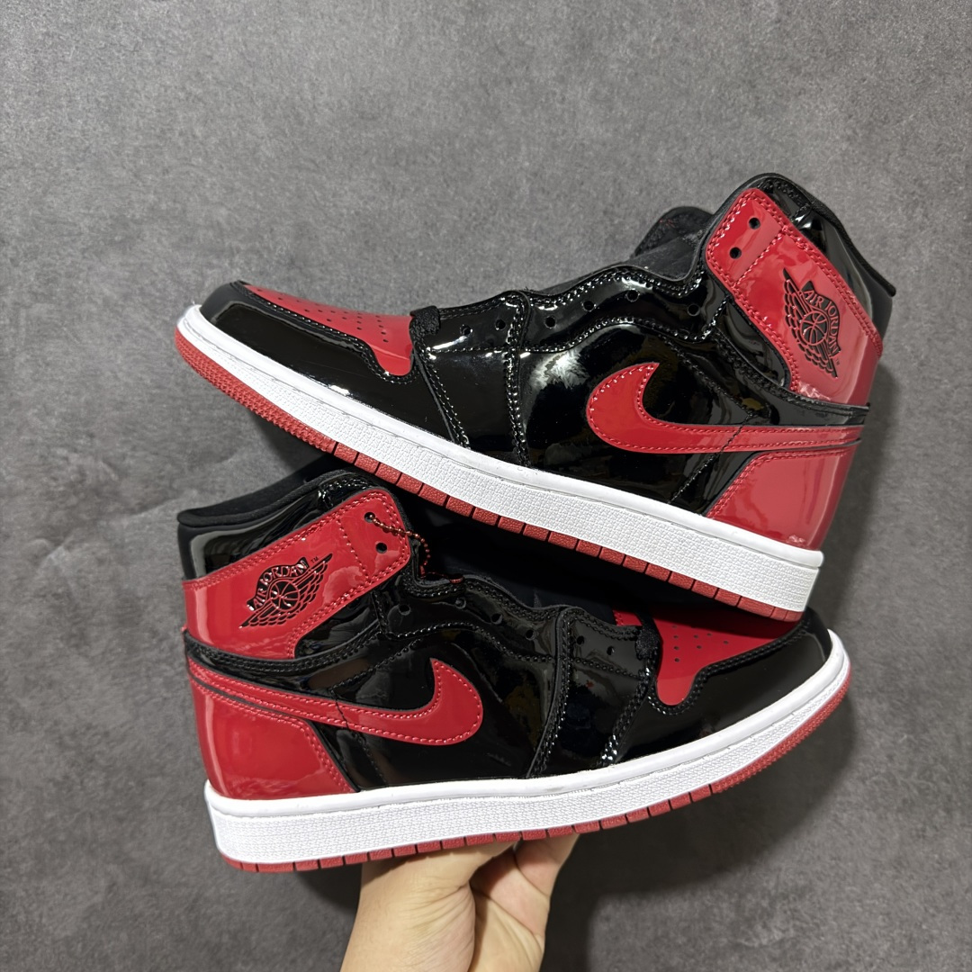 AJ1 经典高帮系列 原厂皮革 舒适运动 防滑减震 高帮 黑脚趾 行业天花板 Top级存在，完美版型，20000+双库存
