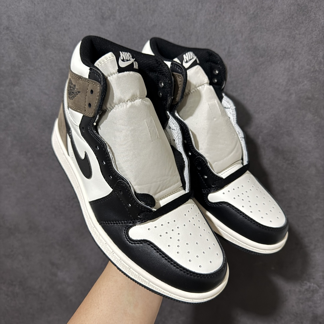 AJ1 经典高帮系列 原厂皮革 舒适运动 防滑减震 高帮 黑脚趾 行业天花板 Top级存在，完美版型，20000+双库存