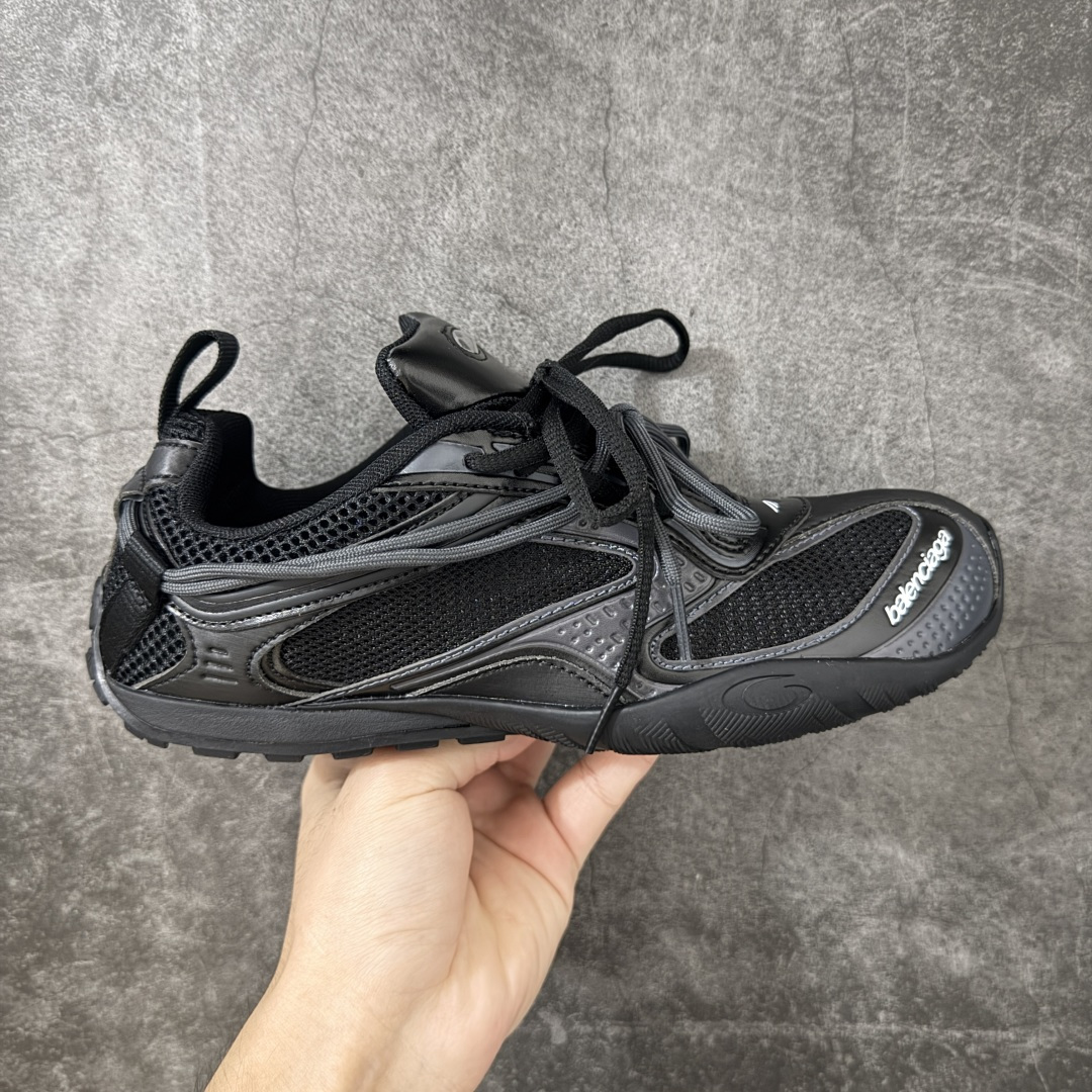 Balenciaga巴黎世家 Radar 圆头系带 做旧效果 低帮 生活休闲鞋 巴黎世家25代 轻薄款经典出货 这个非常