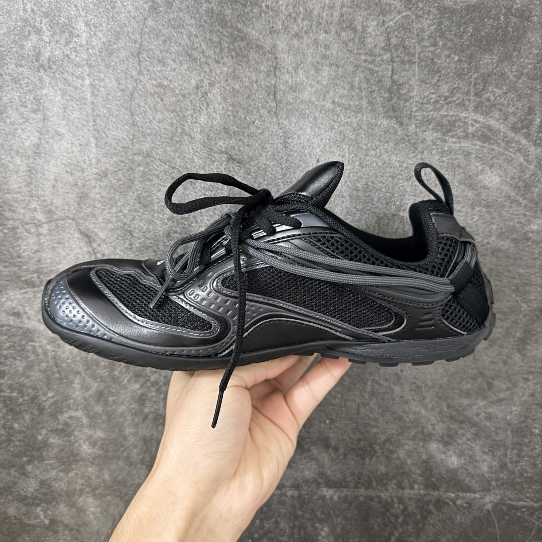 Balenciaga巴黎世家 Radar 圆头系带 做旧效果 低帮 生活休闲鞋 巴黎世家25代 轻薄款经典出货 这个非常