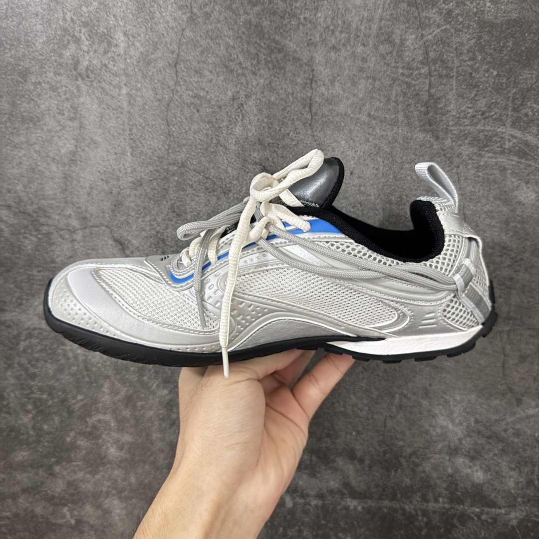Balenciaga巴黎世家 Radar 圆头系带 做旧效果 低帮 生活休闲鞋 巴黎世家25代 轻薄款经典出货 这个非常