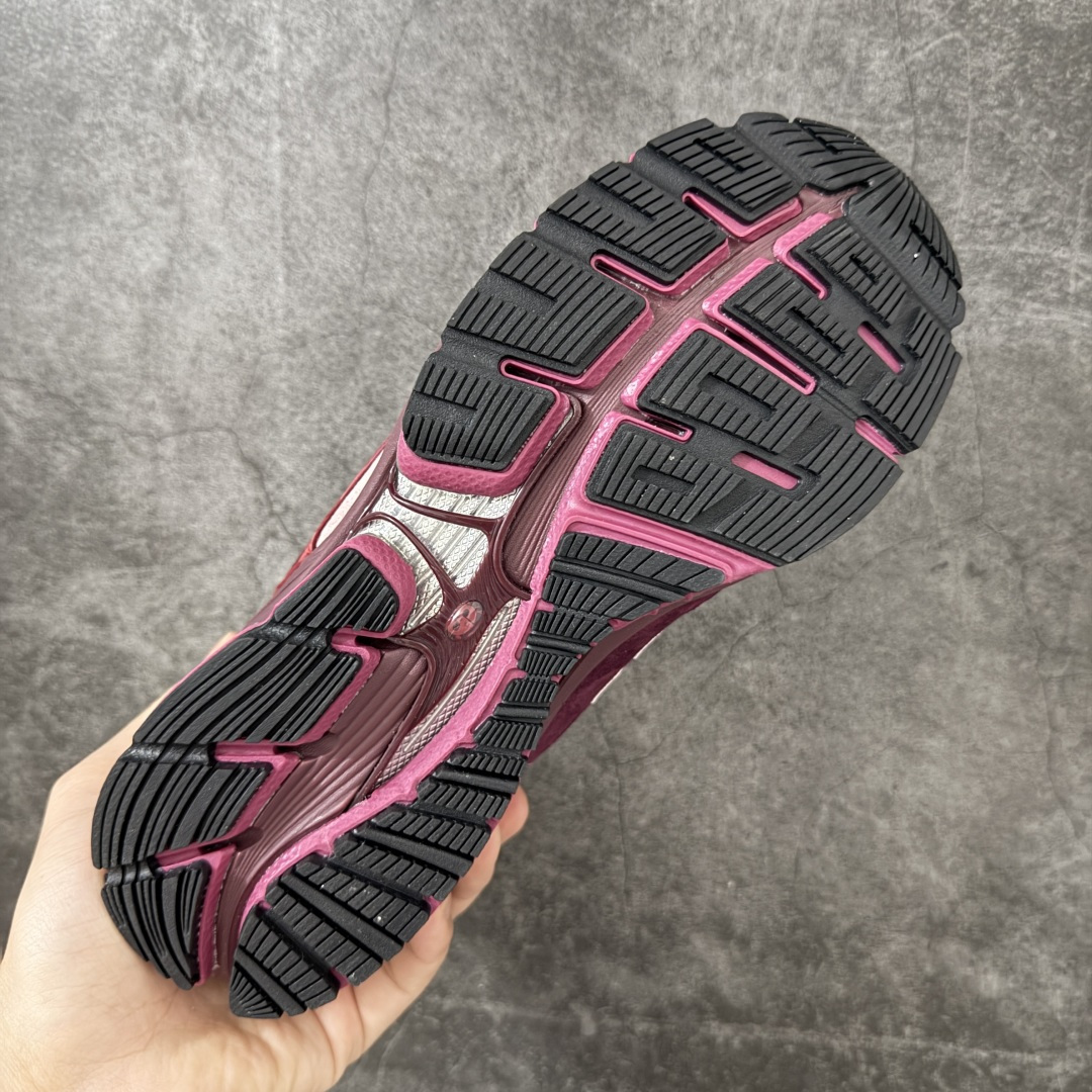 New Balance x KITH NB 2011 Ronnie Fieg拼接舒适跑步鞋 男女同款 这款New Bal