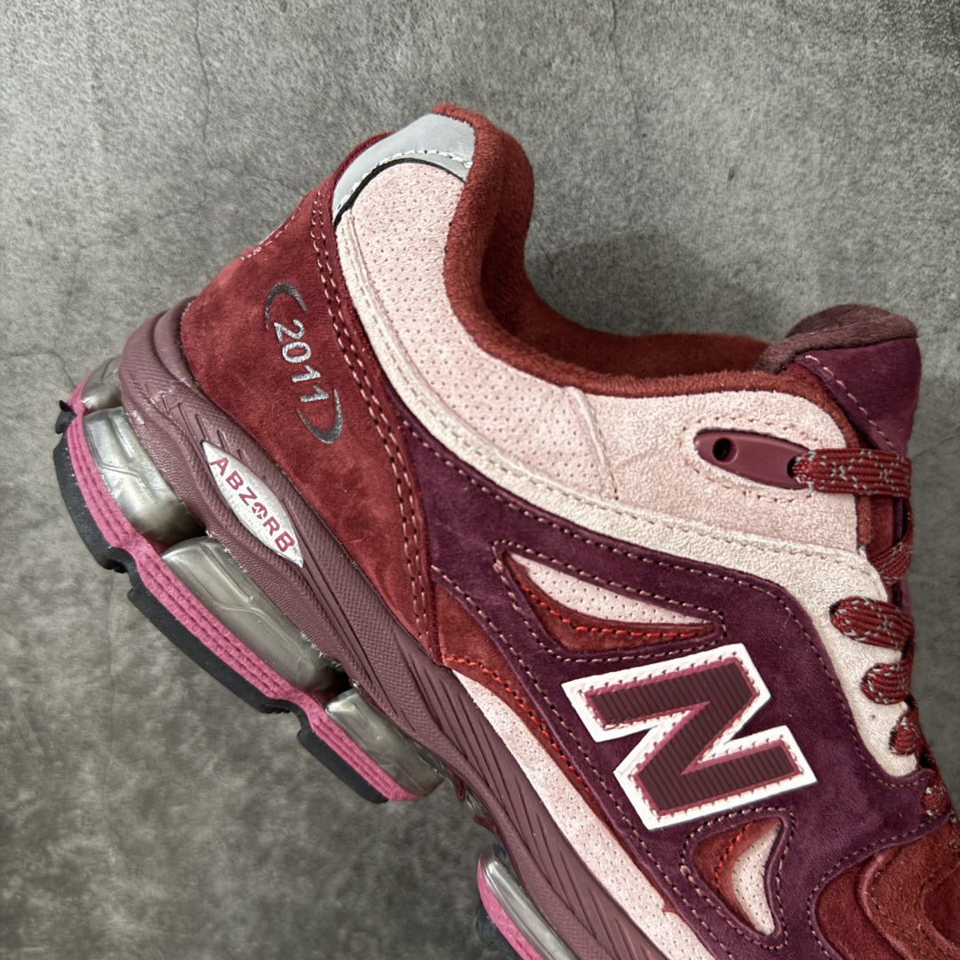 New Balance x KITH NB 2011 Ronnie Fieg拼接舒适跑步鞋 男女同款 这款New Bal