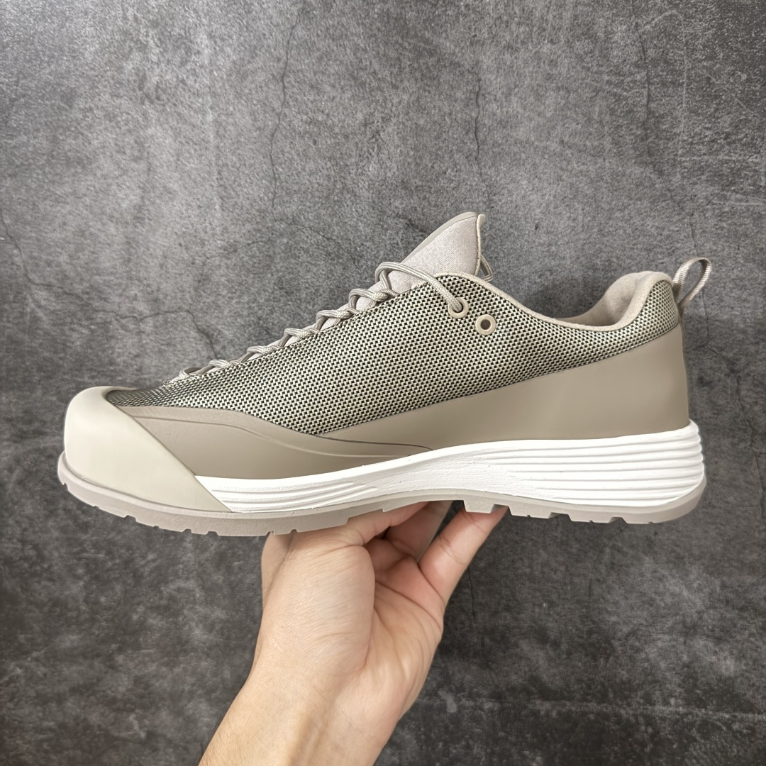 Arcteryx始祖鸟 Konseal FL 2 运动舒适 防水款防滑耐磨 低帮 户外功能鞋 Size: 39 40 4 Arcteryx始祖鸟 Konseal FL 2 运动舒适 防水款防滑耐磨 低帮 户外功能鞋 Size: 39 40 4