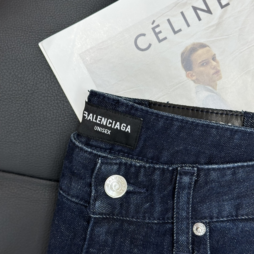 四季款balenciaga巴黎世家早秋新品新款牛仔，定制面料，柔软舒适，修身时髦精致，设计简洁大气经典造