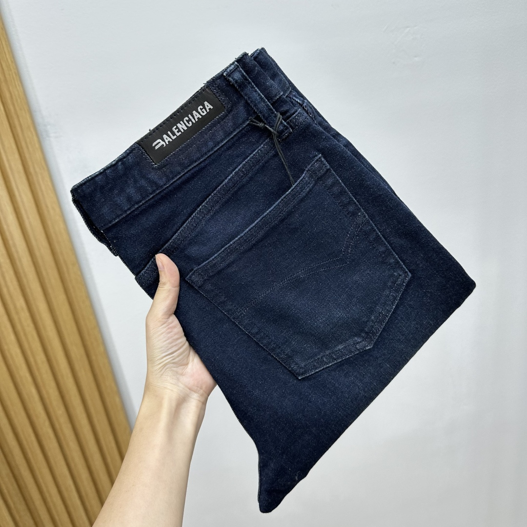 四季款balenciaga巴黎世家早秋新品新款牛仔，定制面料，柔软舒适，修身时髦精致，设计简洁大气经典造