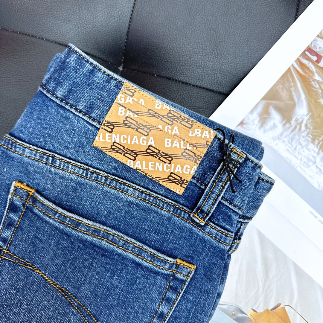 四季款balenciaga巴黎世家早秋新品新款牛仔，定制面料，柔软舒适，修身时髦精致，设计简洁大气经典造