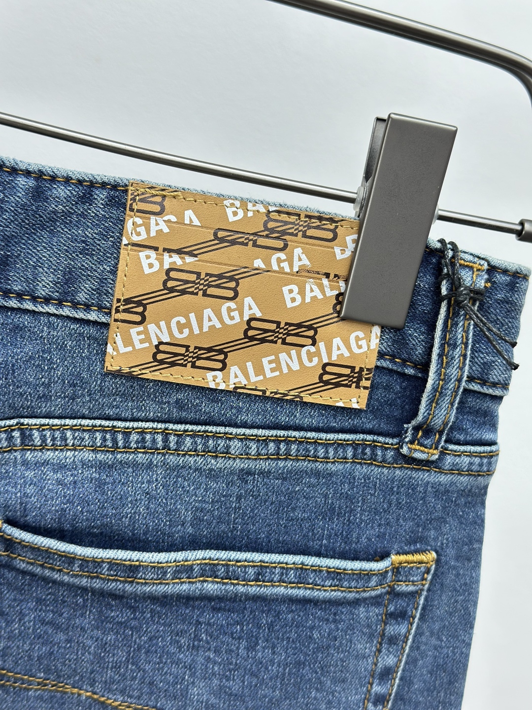 四季款balenciaga巴黎世家早秋新品新款牛仔，定制面料，柔软舒适，修身时髦精致，设计简洁大气经典造