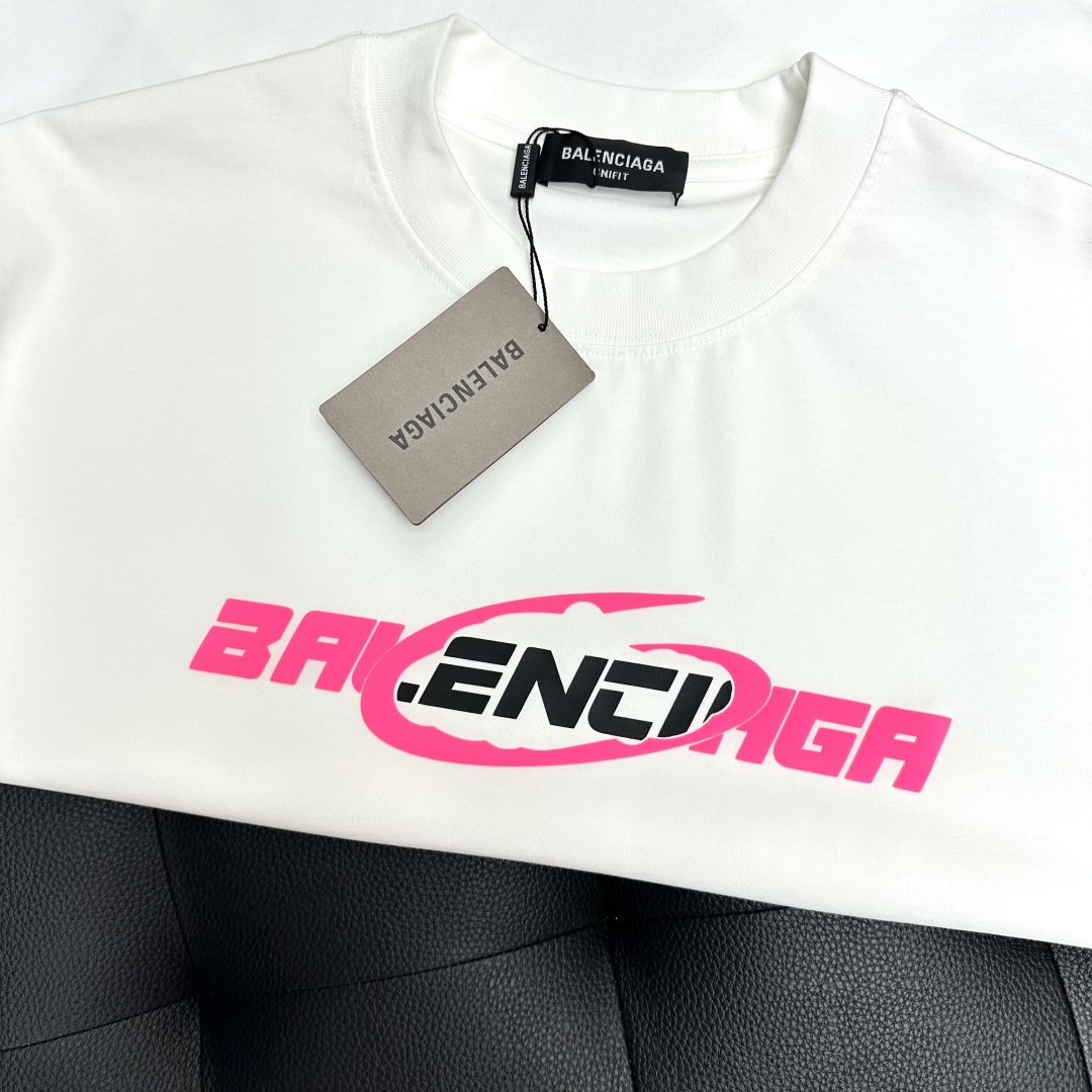  Balenciaga巴黎世家2025SS春夏新款半袖 立体泡发字母logo，爆款定制纯棉面料，280克