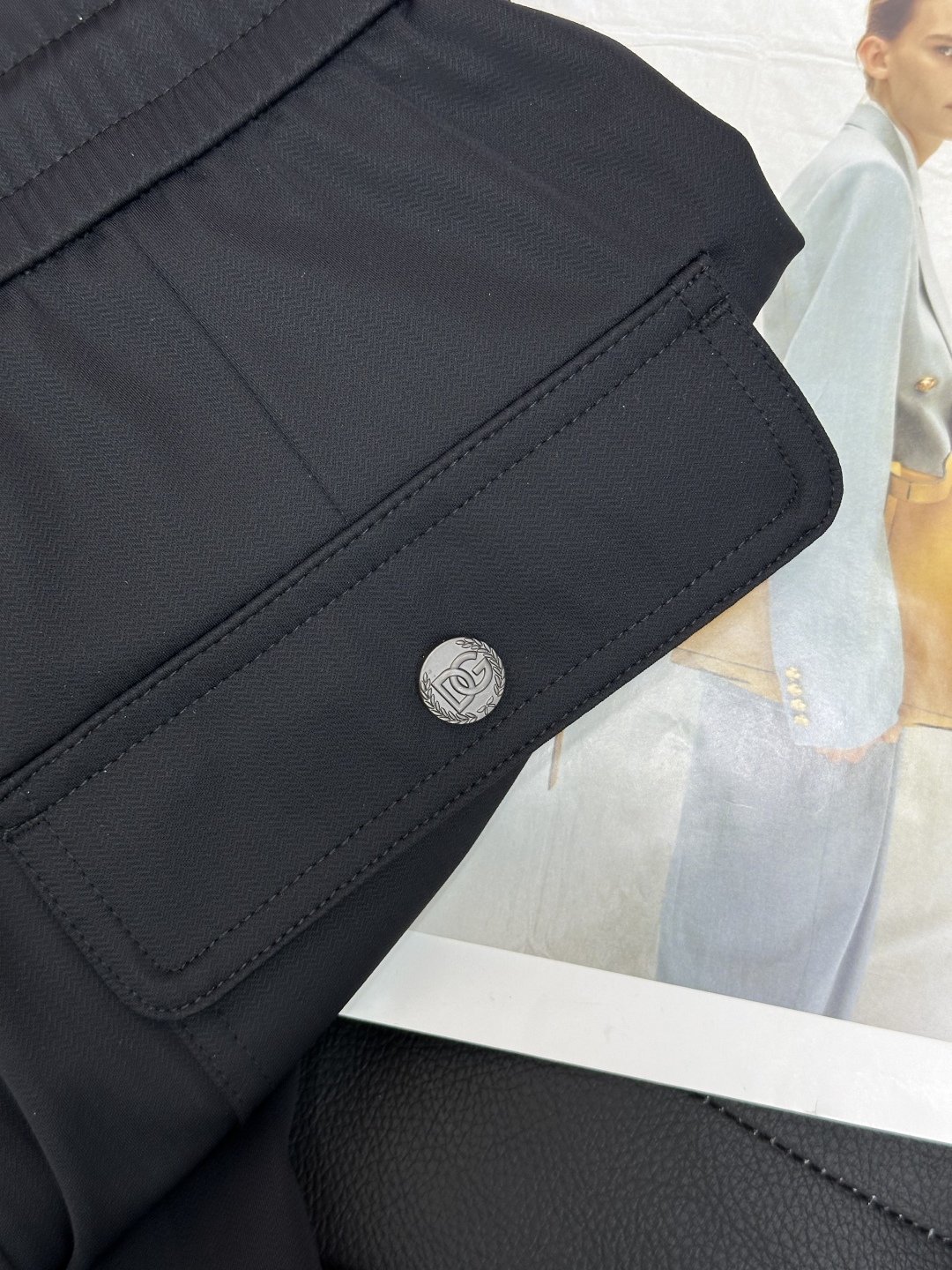 2025 New Leisure Pants: High-End Fabric, Soft, Fashionable, Business & Leisure Style - 图片 9