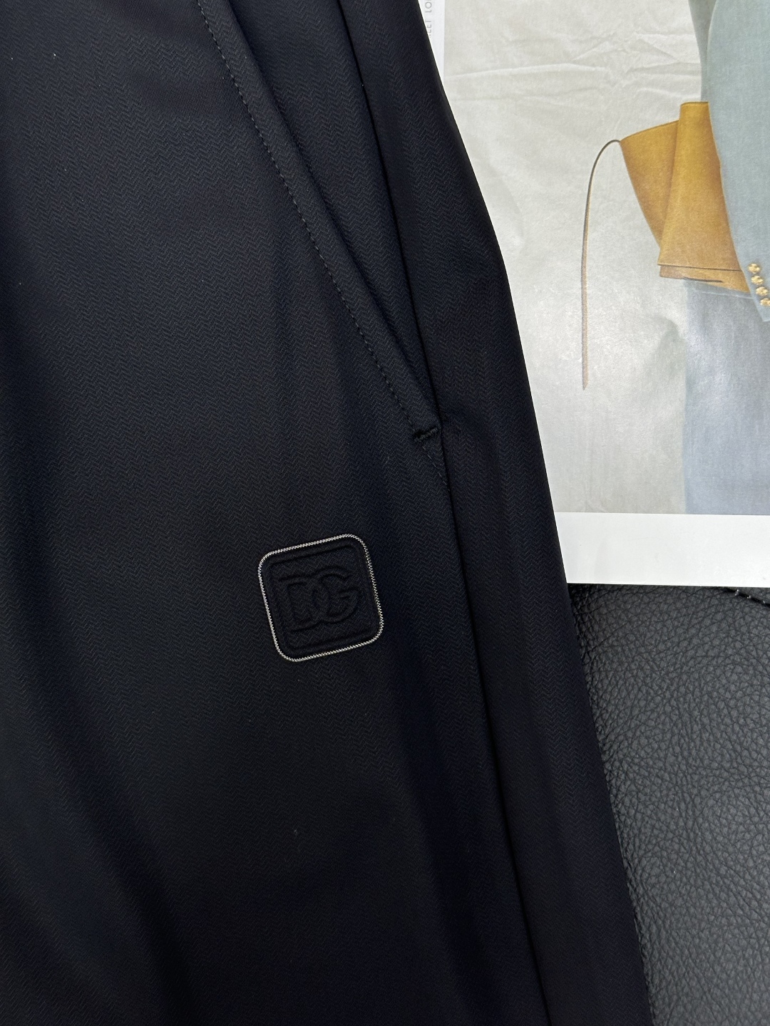 2025 New Leisure Pants: High-End Fabric, Soft, Fashionable, Business & Leisure Style - 图片 6