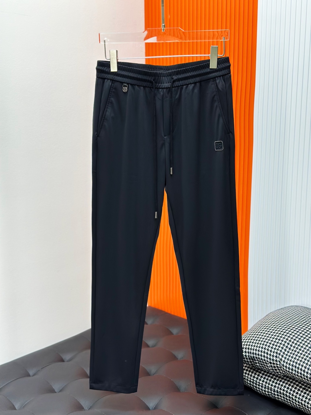 2025 New Leisure Pants: High-End Fabric, Soft, Fashionable, Business & Leisure Style - 图片 1