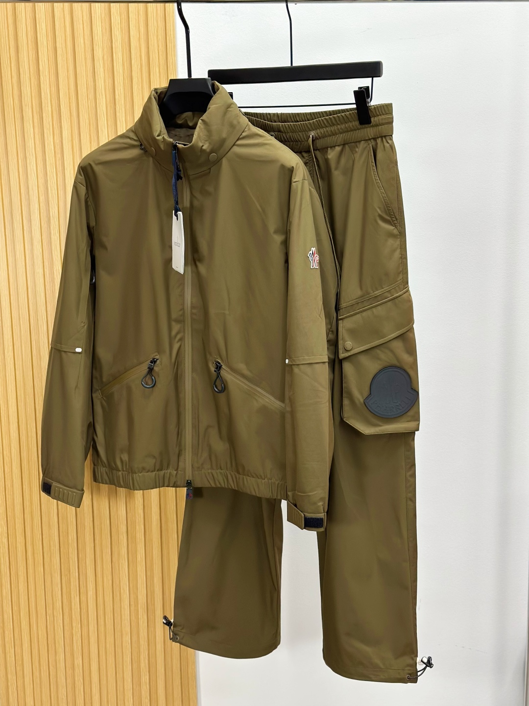 可搭配套装，夹克