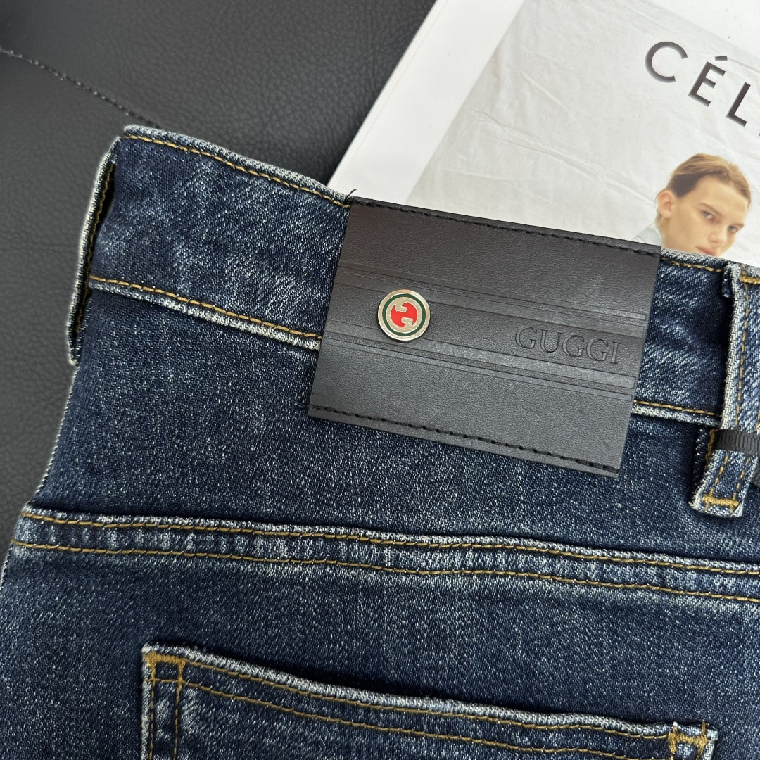 Gucci古奇2025秋冬新品升级款，原单爆款牛仔裤 超级定制款，原版五金，定制面料➕洗水工艺，版型超赞