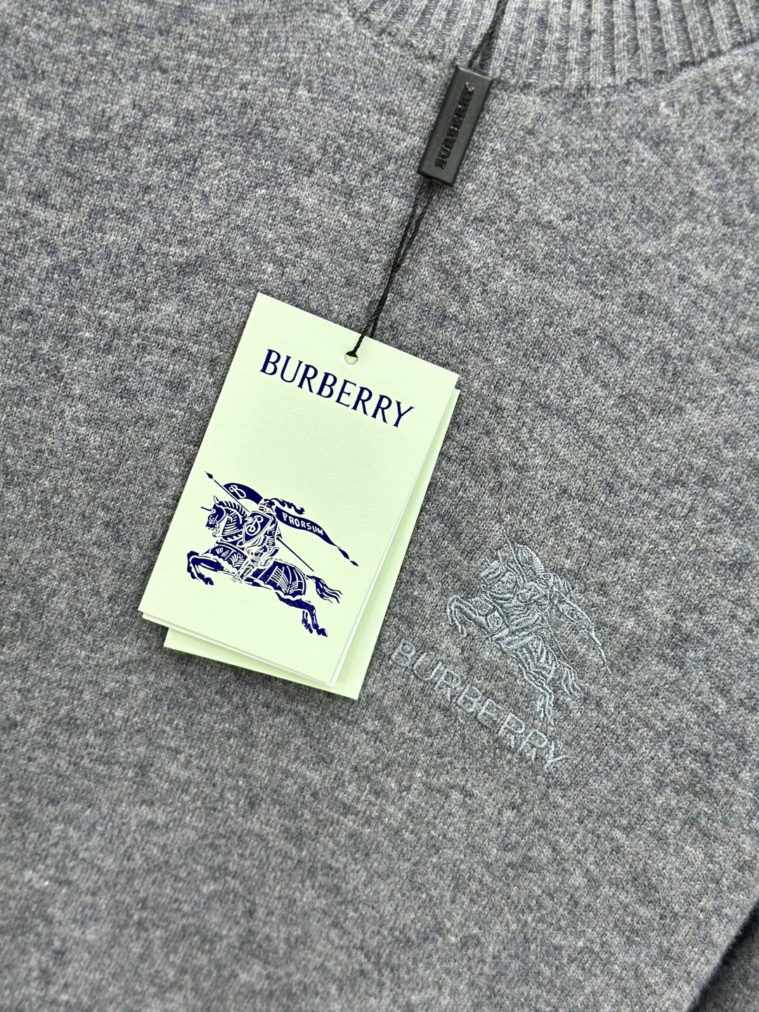 Her*mes爱马仕2025秋冬新款男士针织羊毛衫，进口百分百羊毛面料，全新升级百搭基础款，低调奢华，品