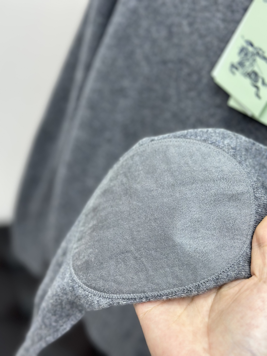 Her*mes爱马仕2025秋冬新款男士针织羊毛衫，进口百分百羊毛面料，全新升级百搭基础款，低调奢华，品