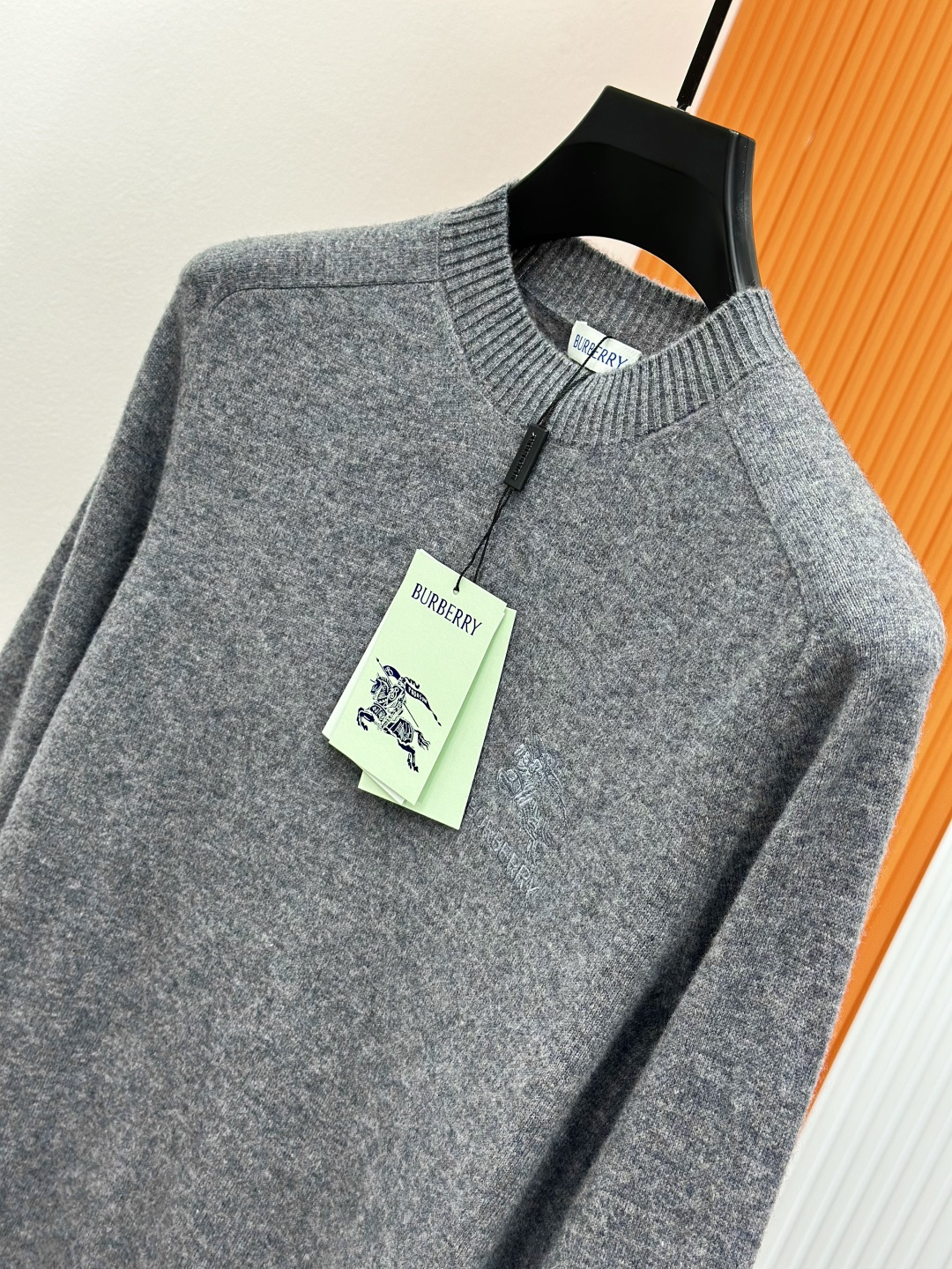 Her*mes爱马仕2025秋冬新款男士针织羊毛衫，进口百分百羊毛面料，全新升级百搭基础款，低调奢华，品