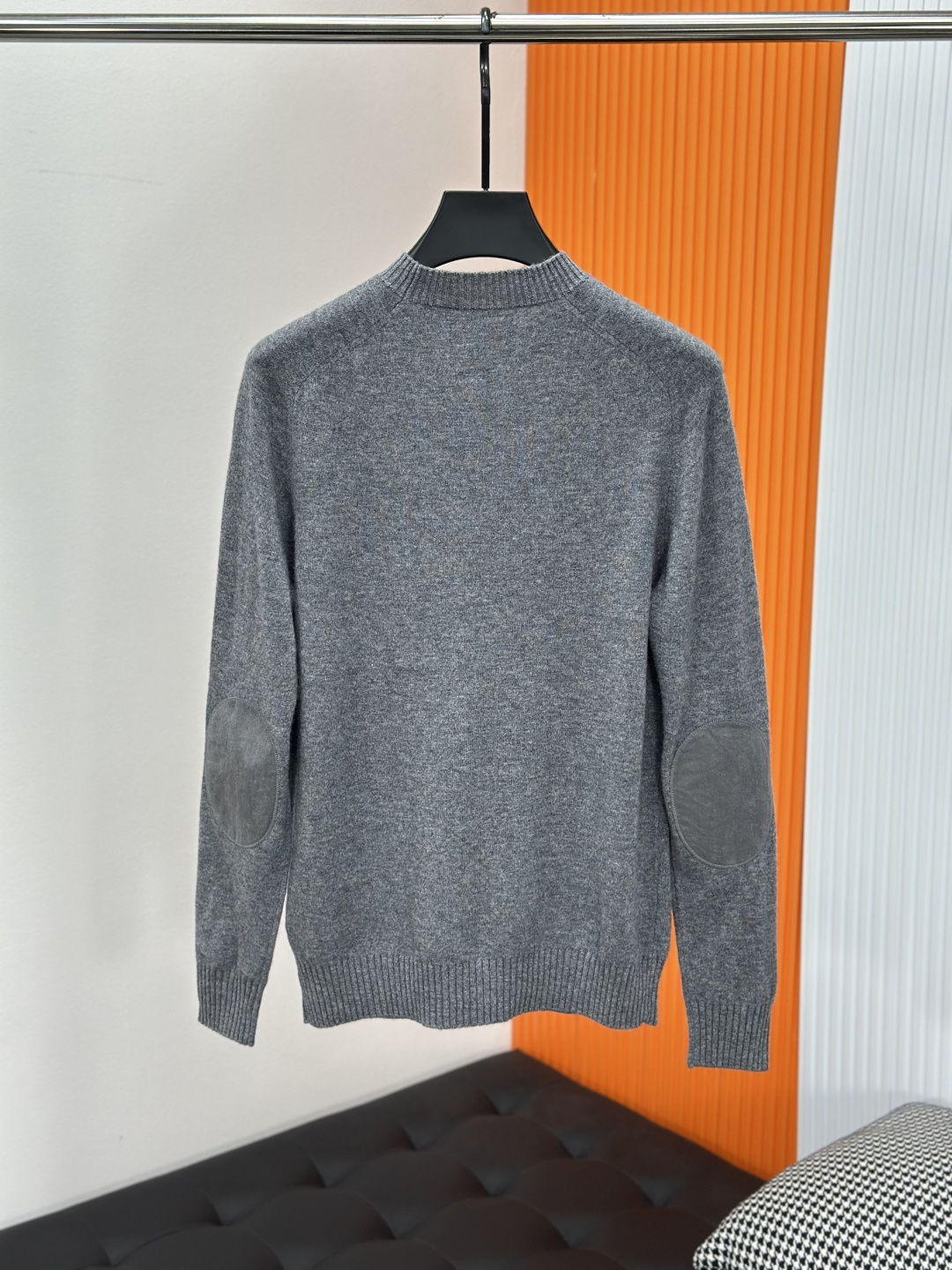 Her*mes爱马仕2025秋冬新款男士针织羊毛衫，进口百分百羊毛面料，全新升级百搭基础款，低调奢华，品