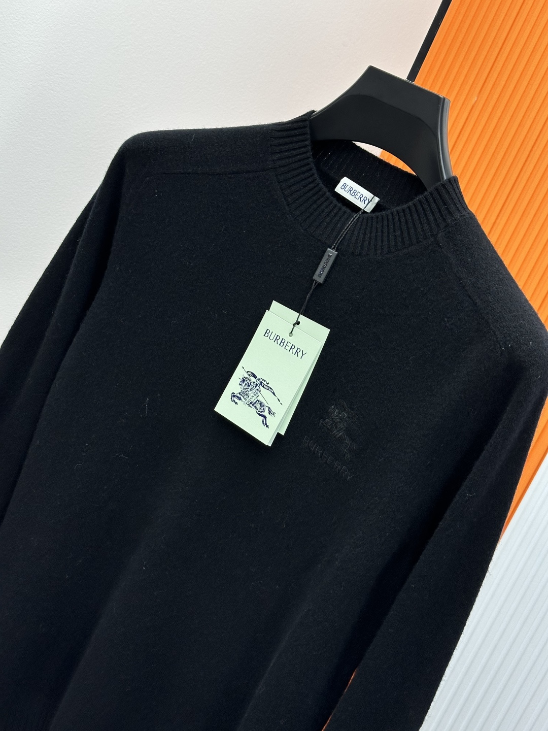 Her*mes爱马仕2025秋冬新款男士针织羊毛衫，进口百分百羊毛面料，全新升级百搭基础款，低调奢华，品