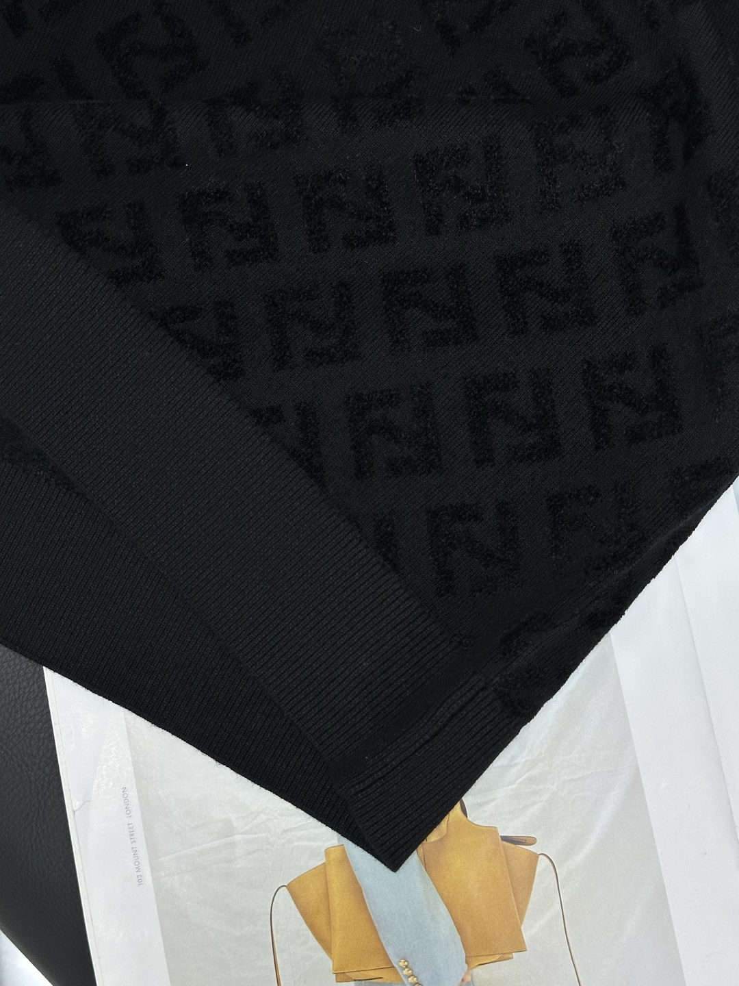 Fendi芬迪25秋冬圆领提花双F字母毛衣精品羊毛混纺毛衫 男款高端定制臻品系列 隶属品牌高端主线 专利