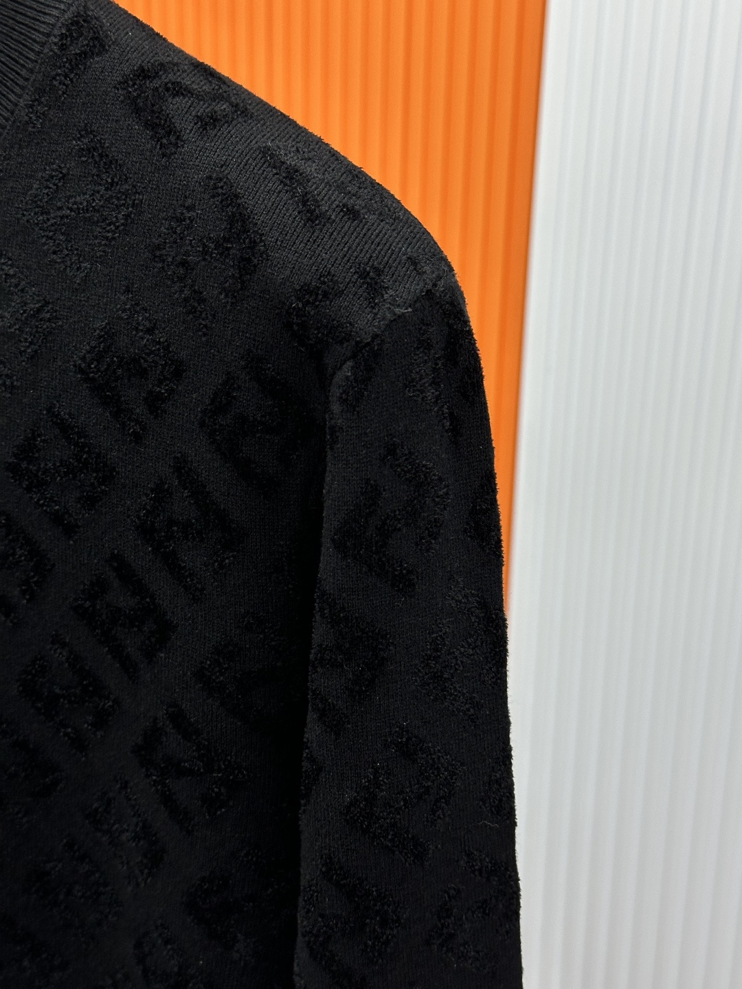 Fendi芬迪25秋冬圆领提花双F字母毛衣精品羊毛混纺毛衫 男款高端定制臻品系列 隶属品牌高端主线 专利