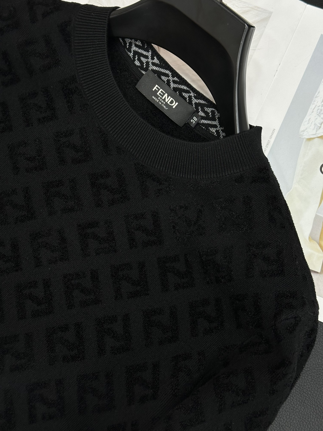 Fendi芬迪25秋冬圆领提花双F字母毛衣精品羊毛混纺毛衫 男款高端定制臻品系列 隶属品牌高端主线 专利