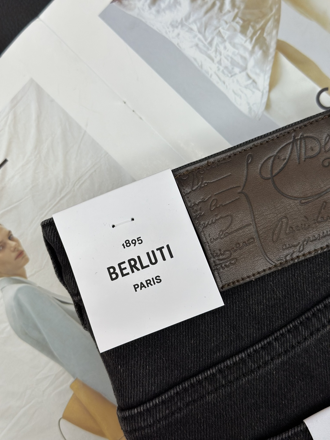 BERLUTI布鲁提💥四季款，独家专供新款修身小直筒牛仔裤👖高端版本！专柜定制面料 透气舒适度高，细节无
