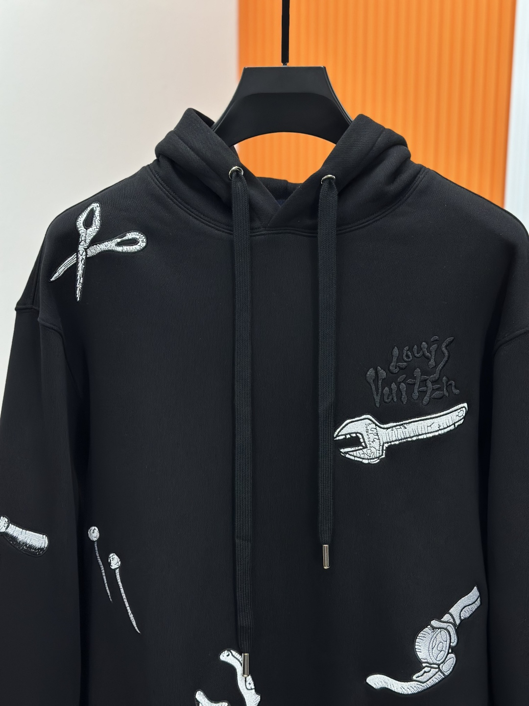 LV 驴家LOUIS VUITTON 25FW 全刺绣连帽卫衣帽衫480g高级精梳棉面料 前后都是立体刺