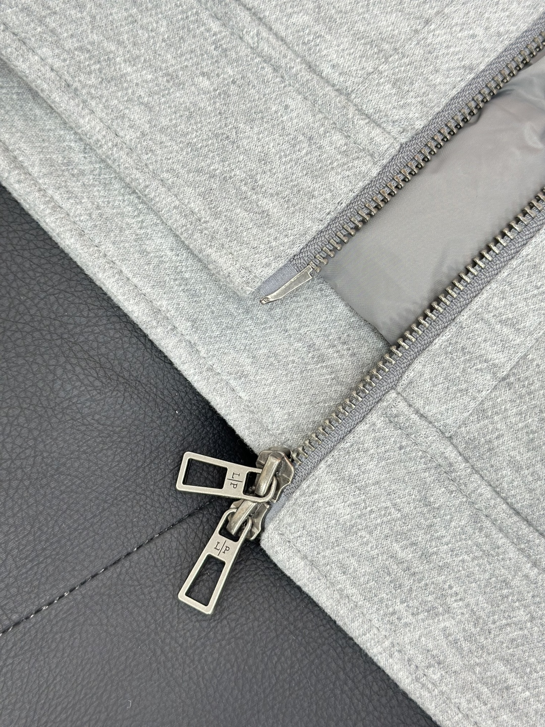 诺悠翩雅 Loro Piana 高级成衣风衣外套及大衣服饰 #C20355E0 6
