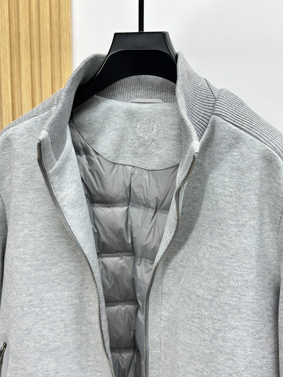 诺悠翩雅 Loro Piana 高级成衣风衣外套及大衣服饰 #C20355E0 5